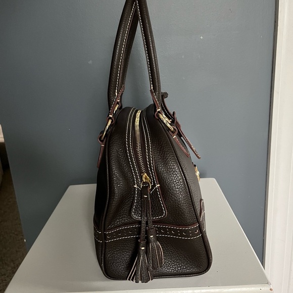 Dooney & Bourke Medium Domed Satchel Brown T’Moro Pebbled Leather Purse EUC - Picture 5 of 15